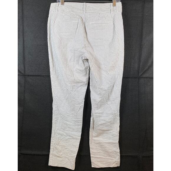 LOFT Womens Pants White Gray Striped Seersucker Cropped Ankle Cotton Blend 8 - Picture 10 of 14